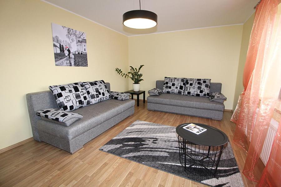 Sauliaus Apartamentai Panevezys Exterior photo